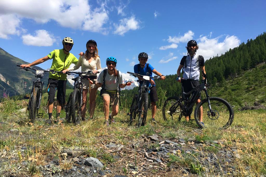 Esperienze in valle d'aosta Mountain Bike E-bike