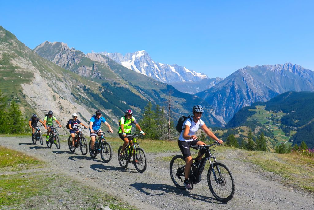 Esperienze in valle d'aosta Mountain Bike E-bike